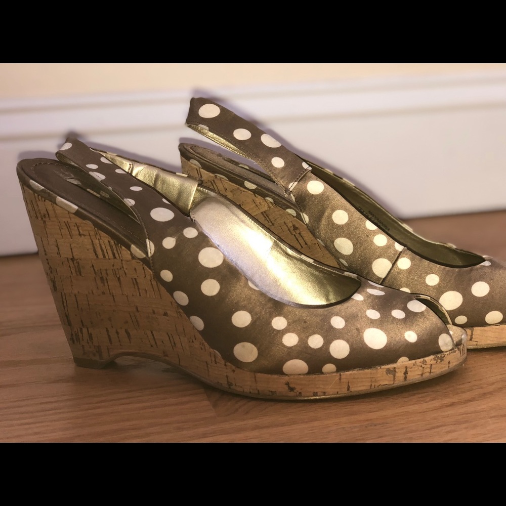 spring wedge